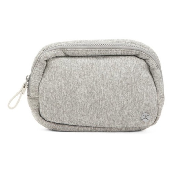 NEW!! DANSKIN Ella Neoprene Belt Bag, choose from 3 colors adjustable belt/strap - Picture 8 of 9